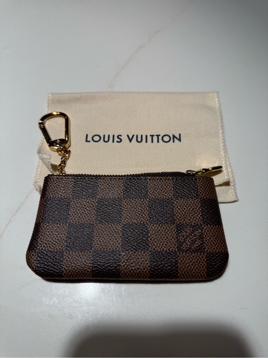 Louis Vuitton Accessories - Louis Vuitton Damier Ebene Key & Card Holder in Brown